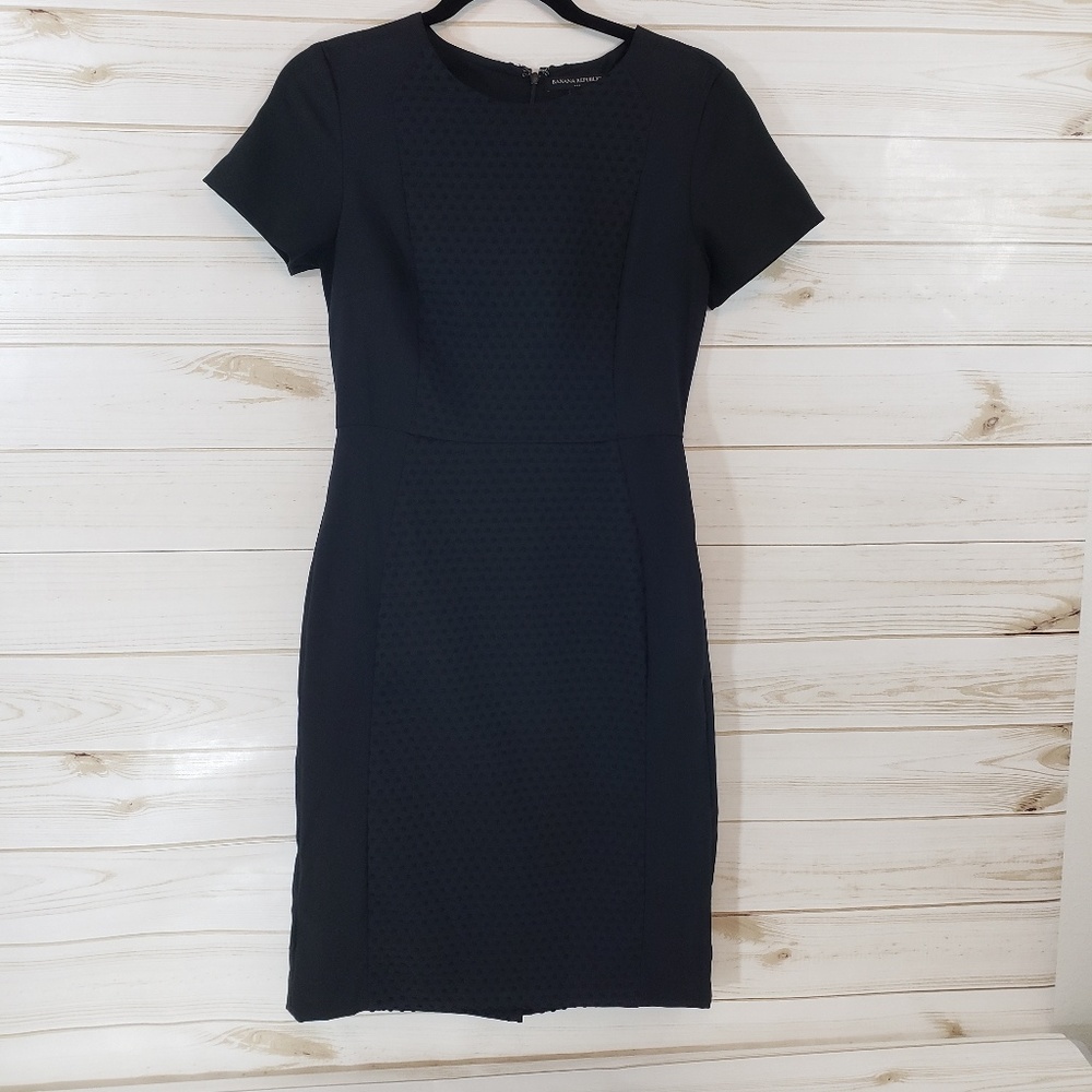 Banana Republic Clip Dot Sheath Dress